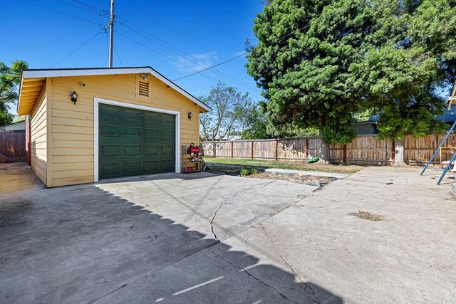 356 E Vassar Avenue, Fresno, CA 93704