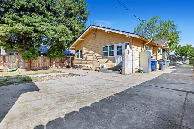356 E Vassar Avenue, Fresno, CA 93704