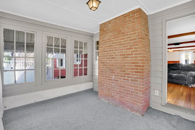 84 Spencer St, Agawam, MA 01001