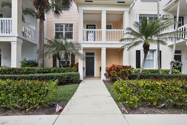 156 Aragon Way, Jupiter, FL 33458