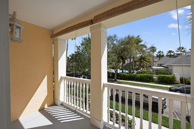 156 Aragon Way, Jupiter, FL 33458