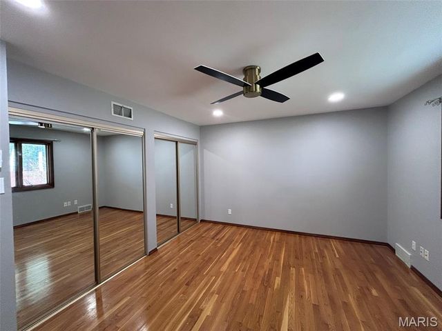 7231 Briarview Drive, St Louis, MO 63123