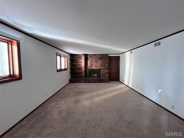 7231 Briarview Drive, St Louis, MO 63123