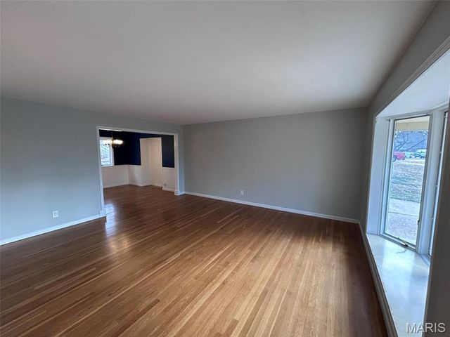 7231 Briarview Drive, St Louis, MO 63123