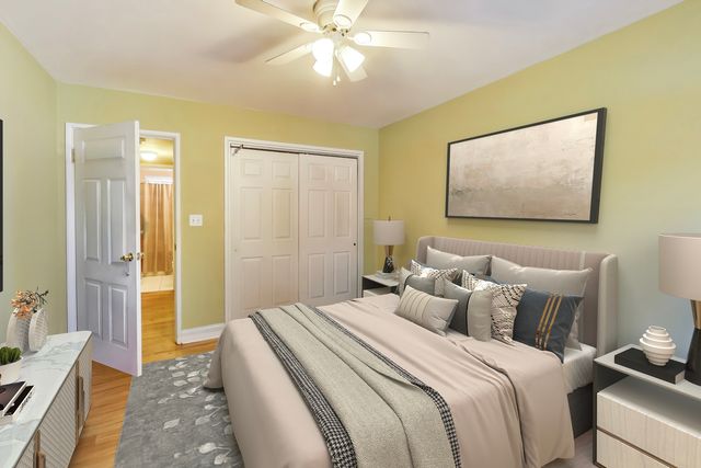 6828 N Greenview Avenue 1N, Chicago, IL 60626