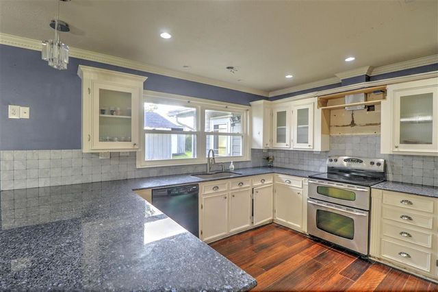 1201 Willow Dr Drive, Lake Charles, LA 70611
