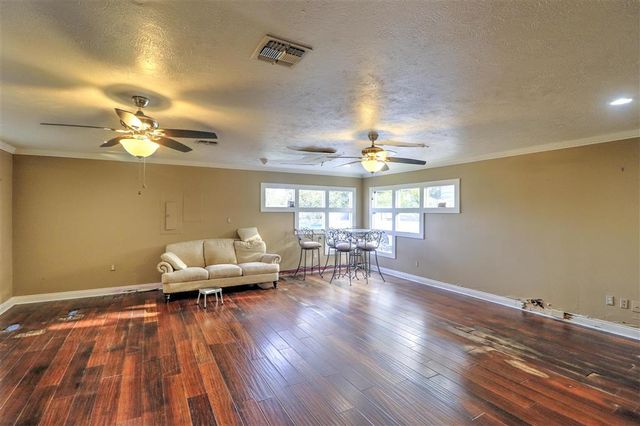 1201 Willow Dr Drive, Lake Charles, LA 70611