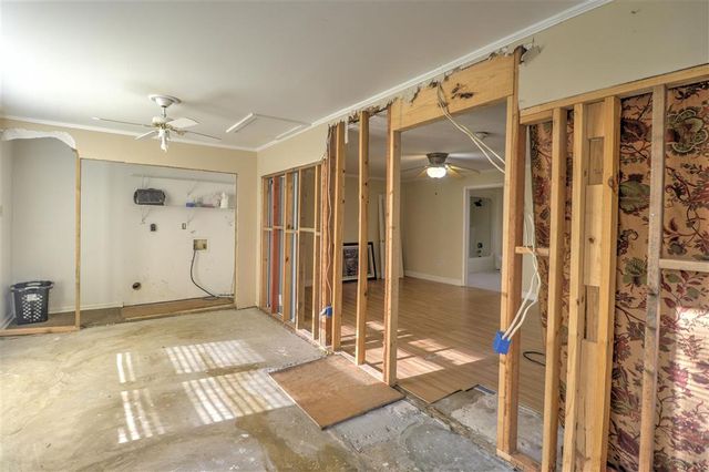 1201 Willow Dr Drive, Lake Charles, LA 70611