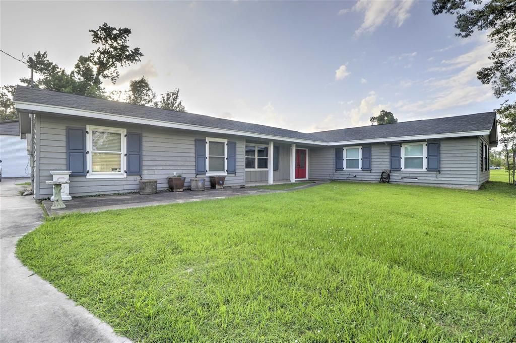 1201 Willow Dr Drive, Lake Charles, LA 70611