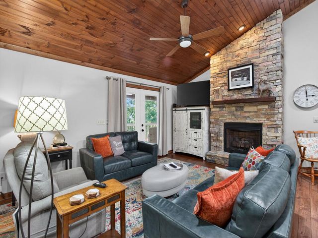 472 Stone Road, Ellijay, GA 30536