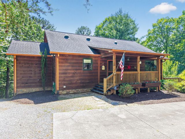472 Stone Road, Ellijay, GA 30536