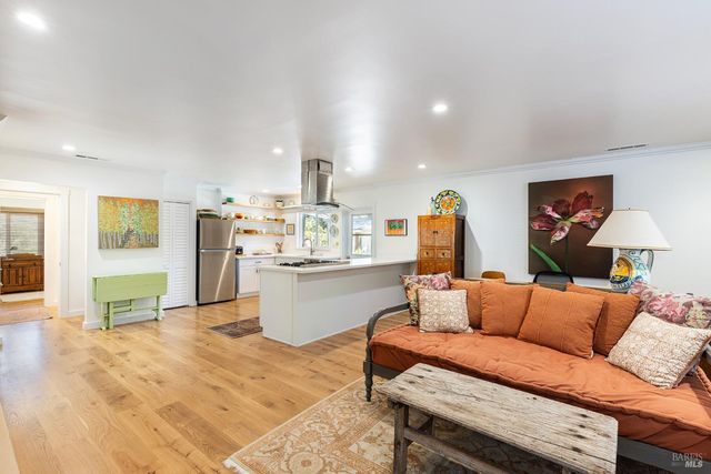 601 Rossi Rd, St. Helena, CA 94574