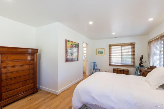 601 Rossi Rd, St. Helena, CA 94574