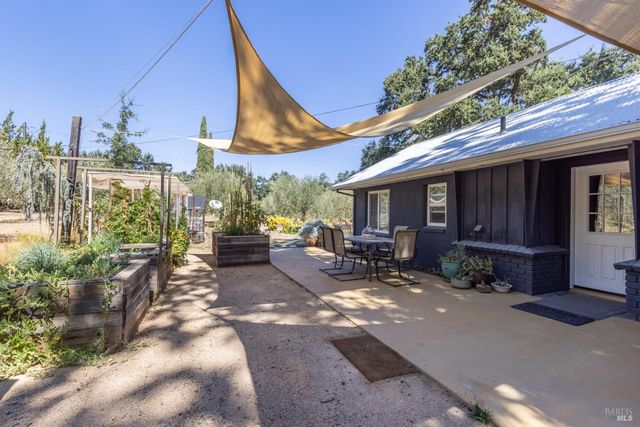 601 Rossi Rd, St. Helena, CA 94574