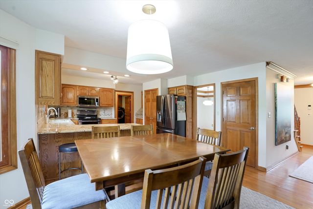 214 Yorkshire Boulevard W, Indianapolis, IN 46229