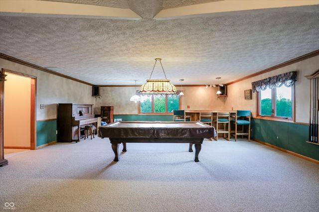 214 Yorkshire Boulevard W, Indianapolis, IN 46229