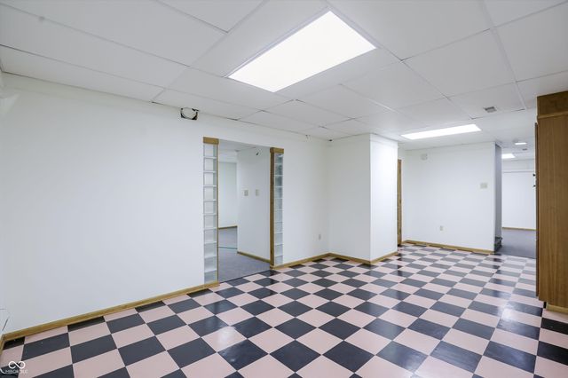 214 Yorkshire Boulevard W, Indianapolis, IN 46229