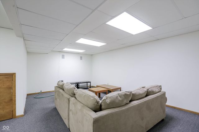 214 Yorkshire Boulevard W, Indianapolis, IN 46229