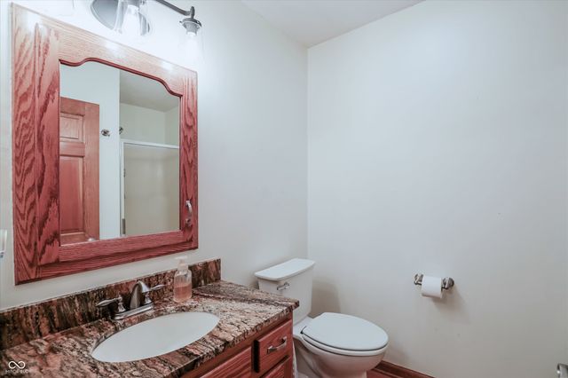 214 Yorkshire Boulevard W, Indianapolis, IN 46229