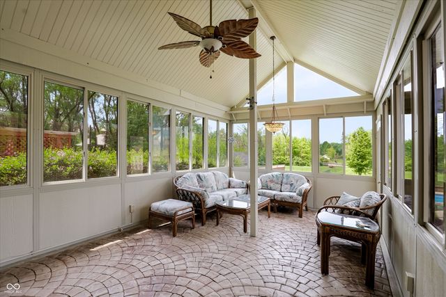 214 Yorkshire Boulevard W, Indianapolis, IN 46229