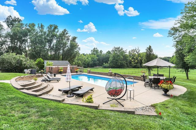 214 Yorkshire Boulevard W, Indianapolis, IN 46229