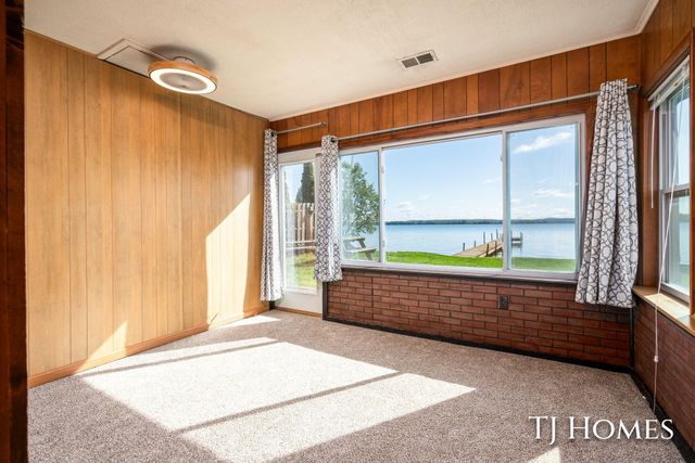 2375 Patterson Road, Shelbyville, MI 49344