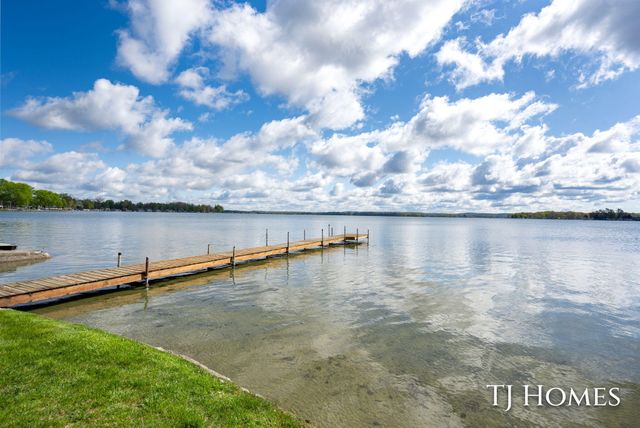 2375 Patterson Road, Shelbyville, MI 49344