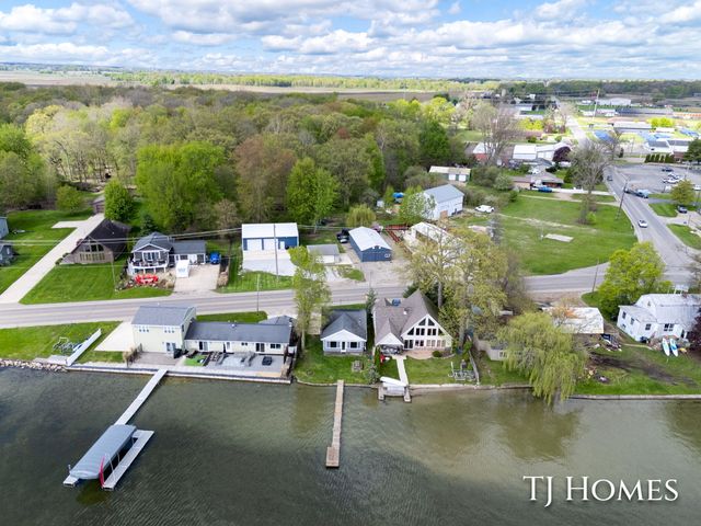 2375 Patterson Road, Shelbyville, MI 49344