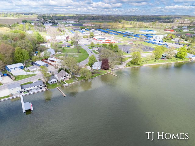 2375 Patterson Road, Shelbyville, MI 49344