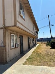 137 Dr Martin L King Jr Boulevard, Bakersfield, CA 93307