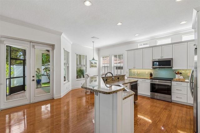 3303 W FIELDER STREET, Tampa, FL 33611