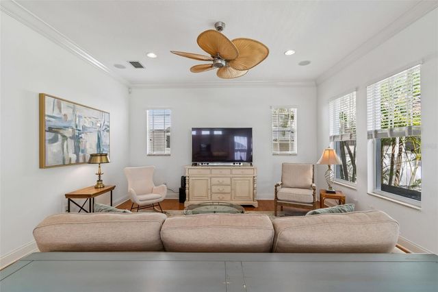 3303 W FIELDER STREET, Tampa, FL 33611