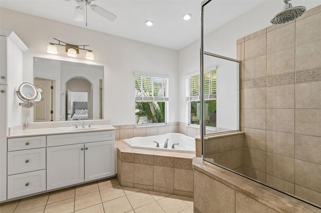 3303 W FIELDER STREET, Tampa, FL 33611