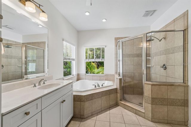 3303 W FIELDER STREET, Tampa, FL 33611