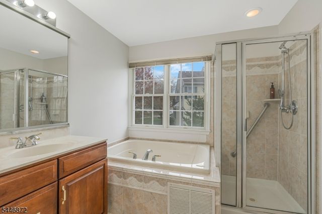 7 Patriot Hill Dr, Bernards Twp., NJ 07920