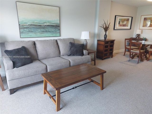 1731 SE 15th St 402, Fort Lauderdale, FL 33316