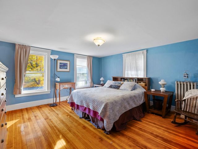 7 Shepley St, Groton, MA 01450