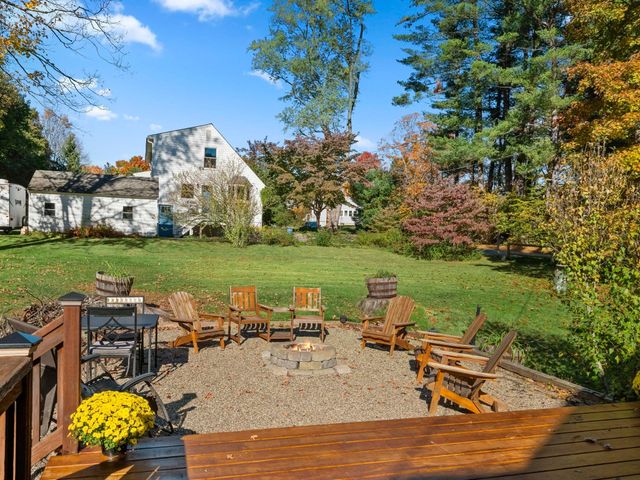 7 Shepley St, Groton, MA 01450