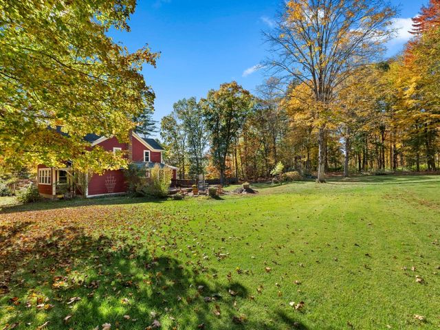 7 Shepley St, Groton, MA 01450