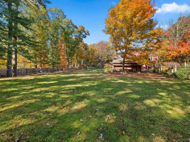 7 Shepley St, Groton, MA 01450