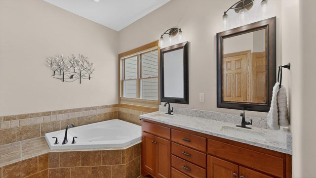 6302 20th Avenue SE, Rochester, MN 55904