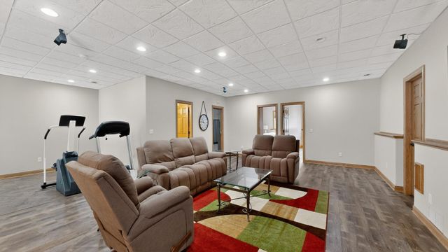 6302 20th Avenue SE, Rochester, MN 55904