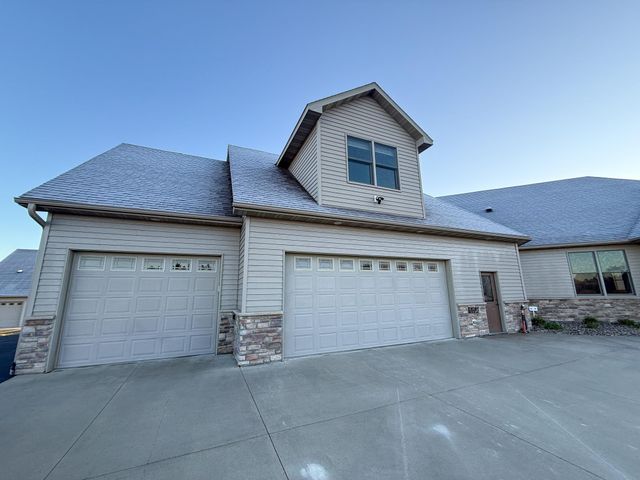 6302 20th Avenue SE, Rochester, MN 55904