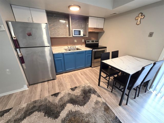 3439 Kenbrooke Court, Kalamazoo, MI 49006