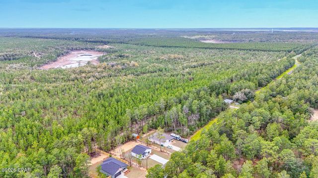 2351 Dumajack Road, Chipley, FL 32428