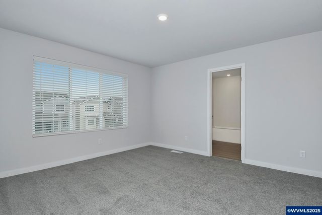 1122 Parkside Av, Woodburn, OR 97071