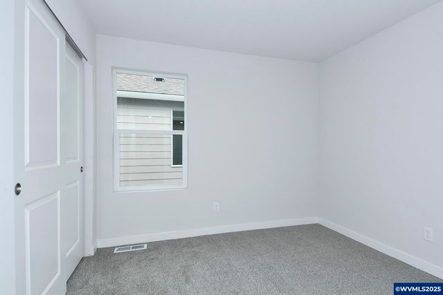 1122 Parkside Av, Woodburn, OR 97071