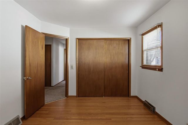 2824 Seymour Road, Eau Claire, WI 54703