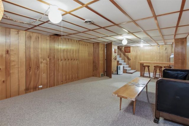 2824 Seymour Road, Eau Claire, WI 54703