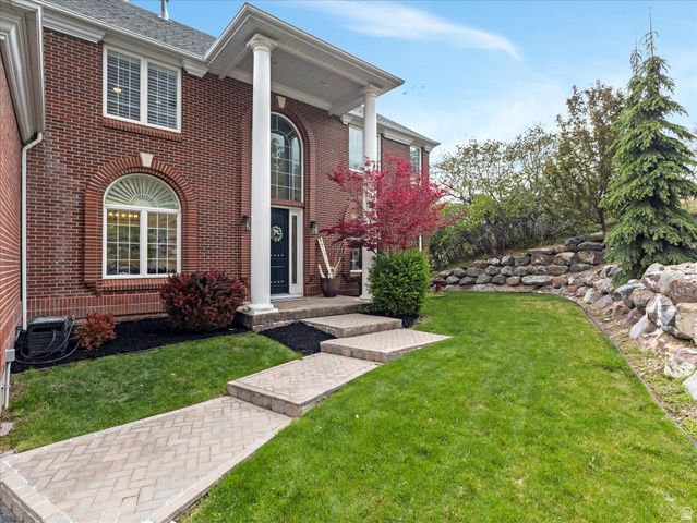 99 LONE HOLLOW, Sandy, UT 84092